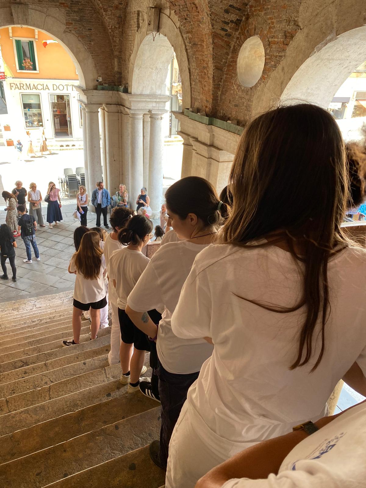 Via le scritte vandaliche dai monumenti a cura della scuola ENGIM di Restauro